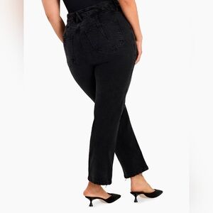 NWT Good American Soft Tech Good Legs Mid-Rise Straight-Leg Jeans